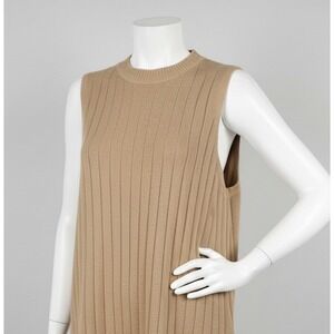 Qinsen Women's Crew Neck Tan Sleeveless Ribbed Knit Tank Top  *See Measurements*